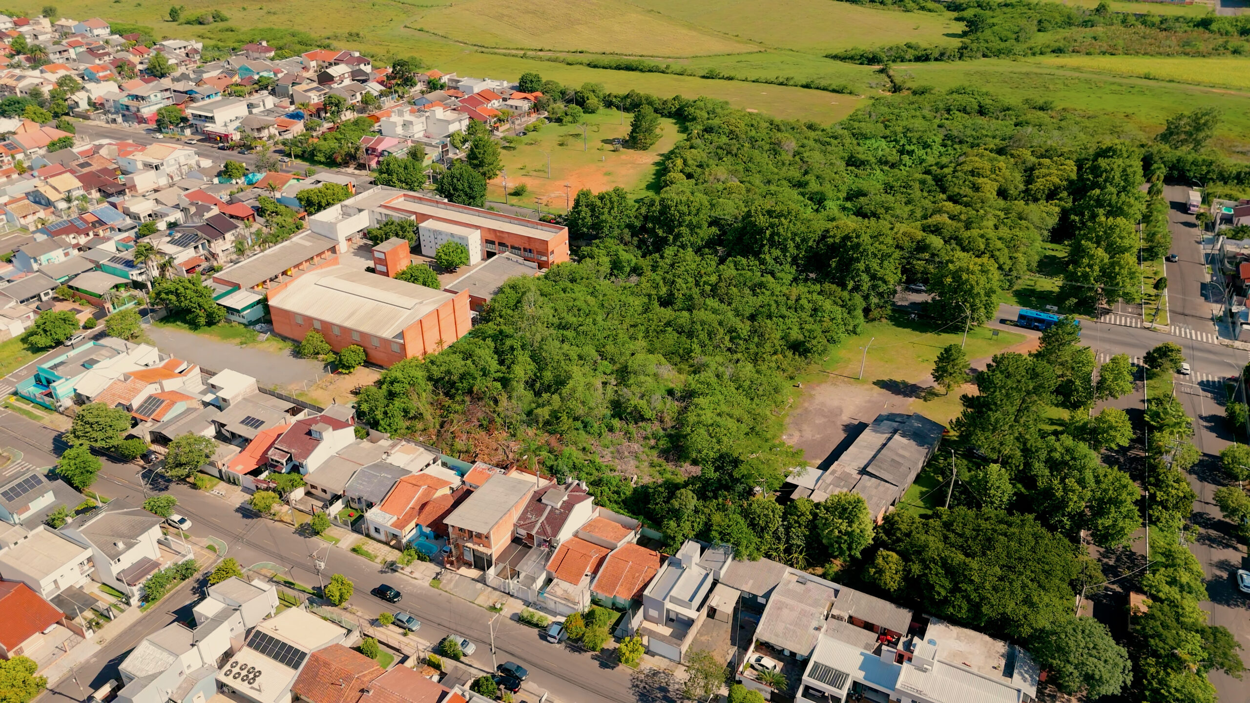 Projeto Educar Crescer apresenta o Parque Naturalizado para a comunidade 