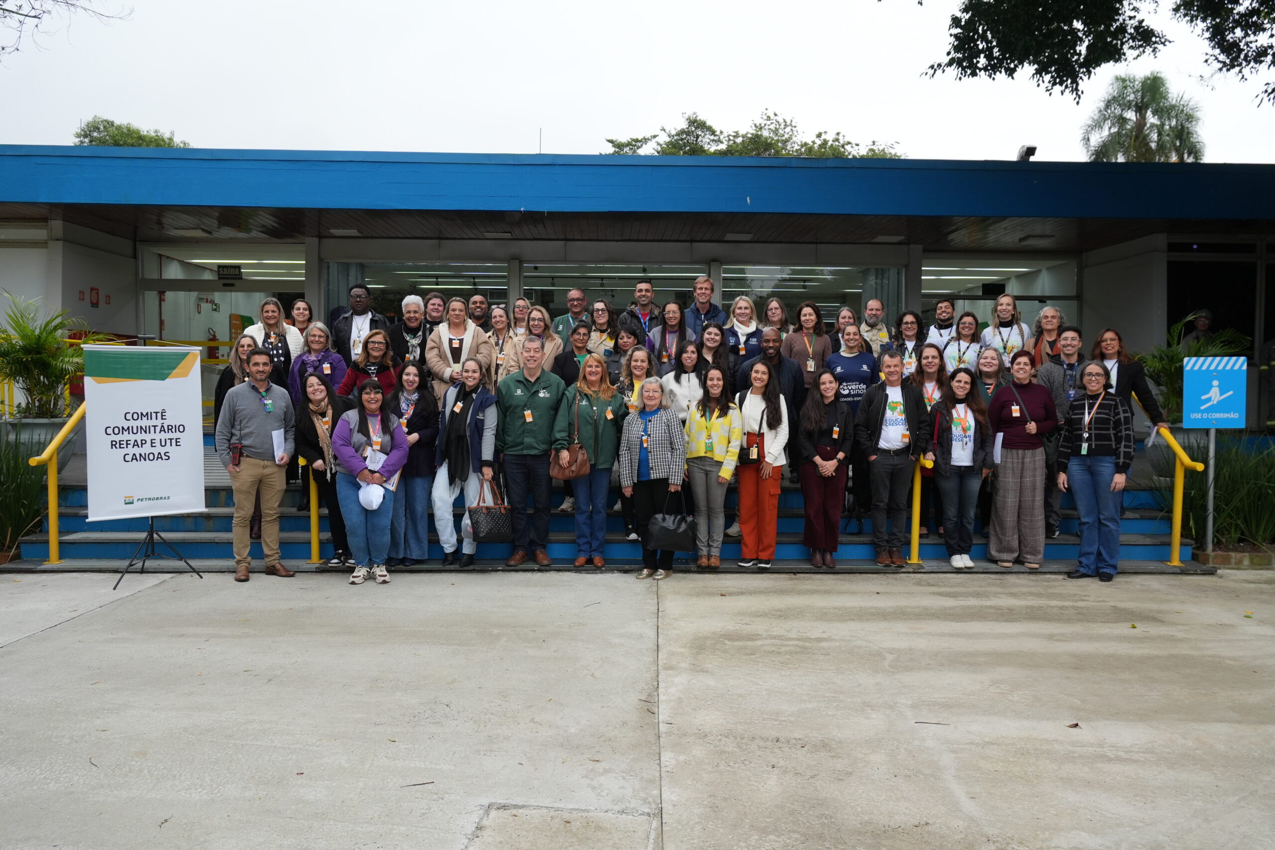Equipe do projeto Educar Crescer participa de reunião na Refap 